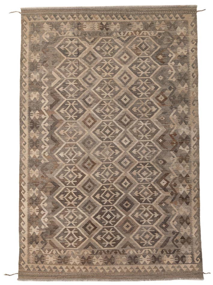 Detail image of 6' 7 x 9' 11 Hand Woven Kilim Maymana Wool Rug