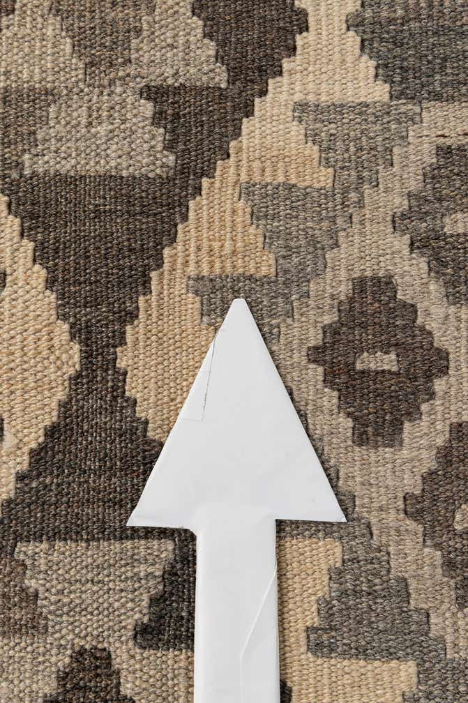 6' 8 x 10' Hand Woven Kilim Maymana Wool Rug