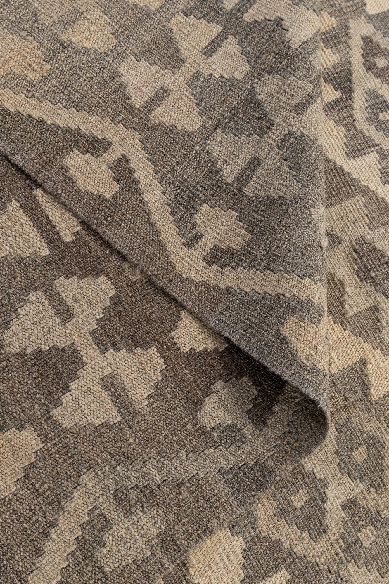 6' 8 x 10' Hand Woven Kilim Maymana Wool Rug