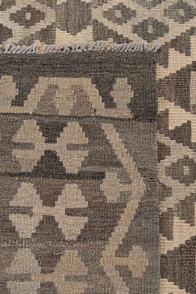 6' 8 x 10' Hand Woven Kilim Maymana Wool Rug
