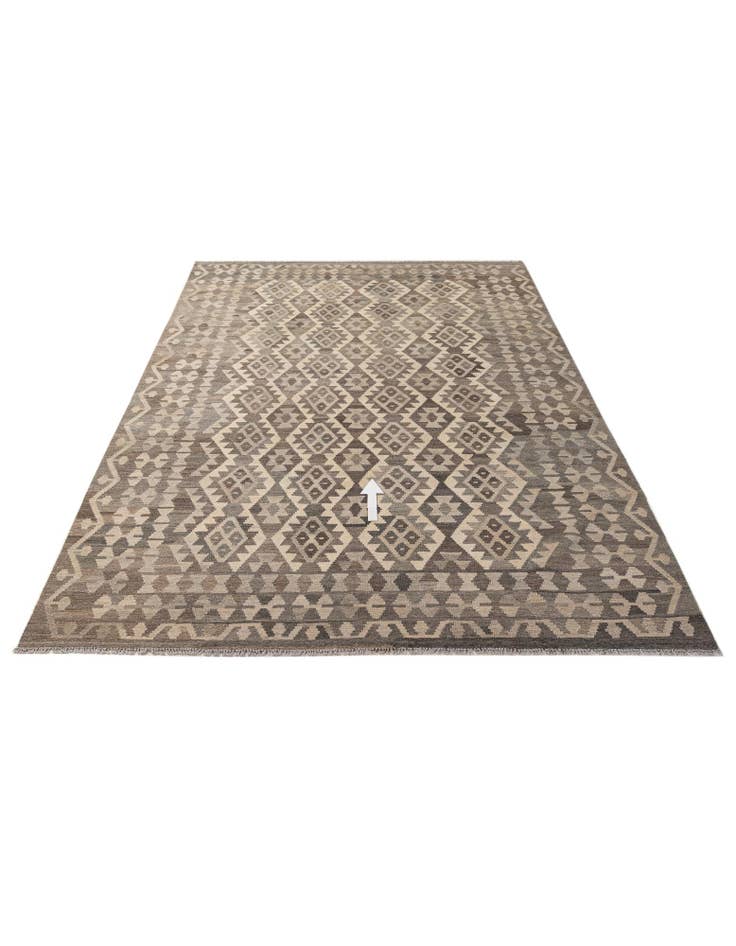 Detail image of 6' 8 x 10' Hand Woven Kilim Maymana Wool Rug
