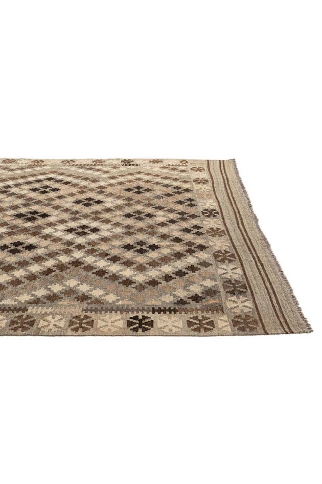 Detail image of 6' 7 x 9' 10 Hand Woven Kilim Maymana Wool Rug