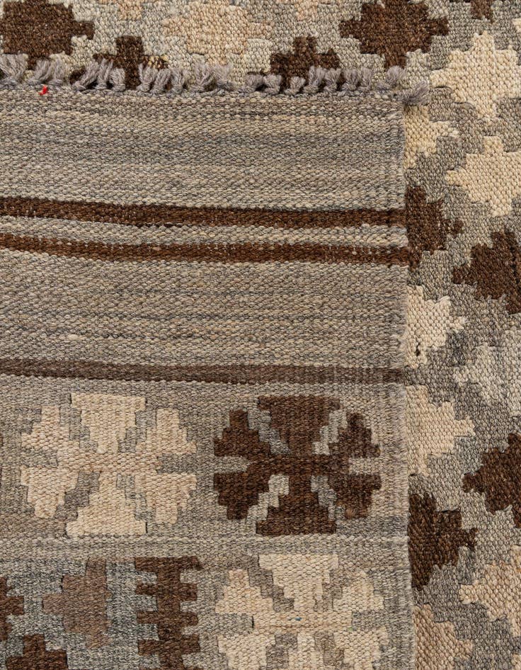 Detail image of 6' 7 x 9' 10  Hand Woven Kilim Maymana Wool Rug