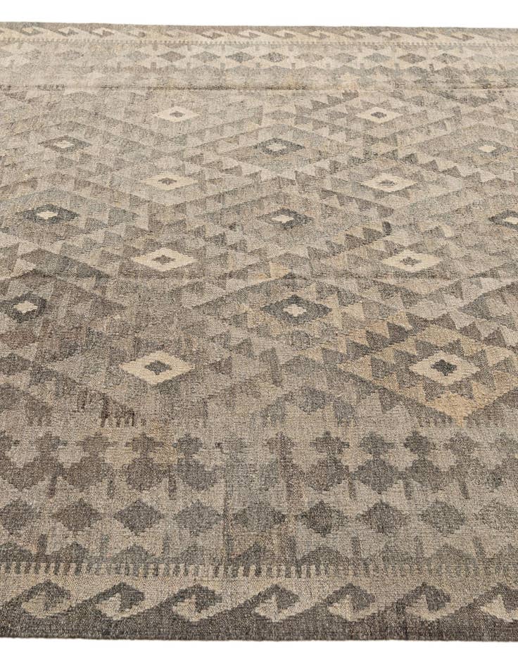 Detail image of 7' x 9' 9  Hand Woven Kilim Maymana Wool Rug