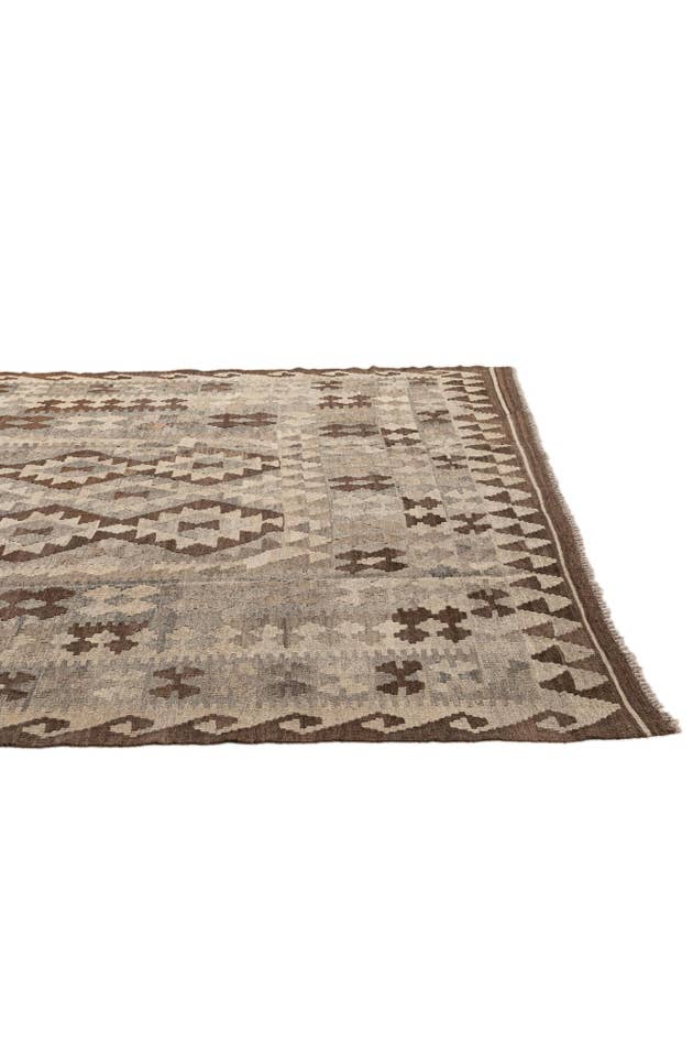 Detail image of 6' 5 x 9' 7 Hand Woven Kilim Maymana Wool Rug