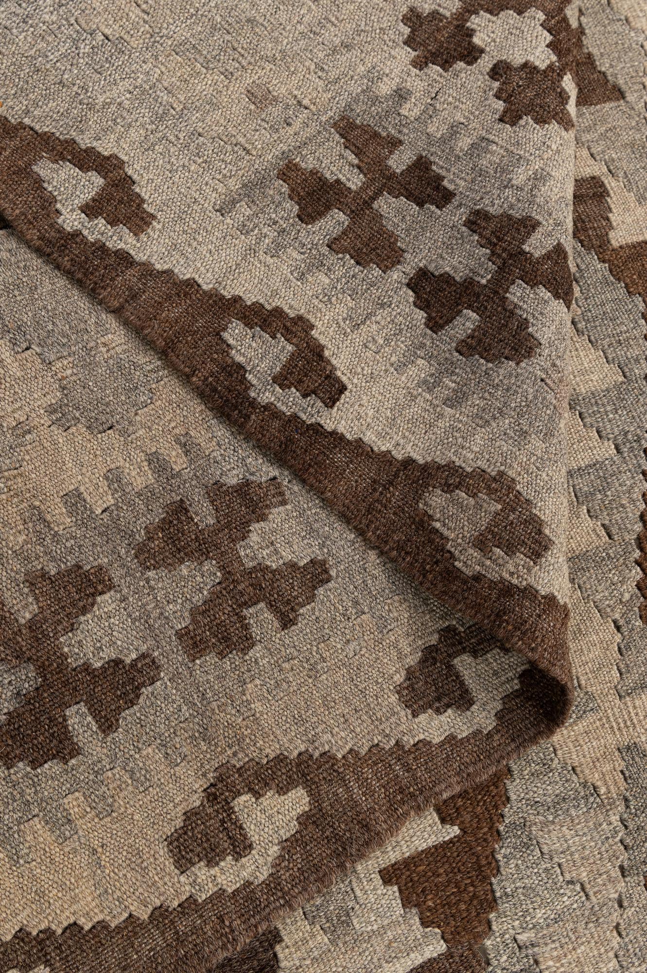 6' 5 x 9' 7 Hand Woven Kilim Maymana Wool Rug
