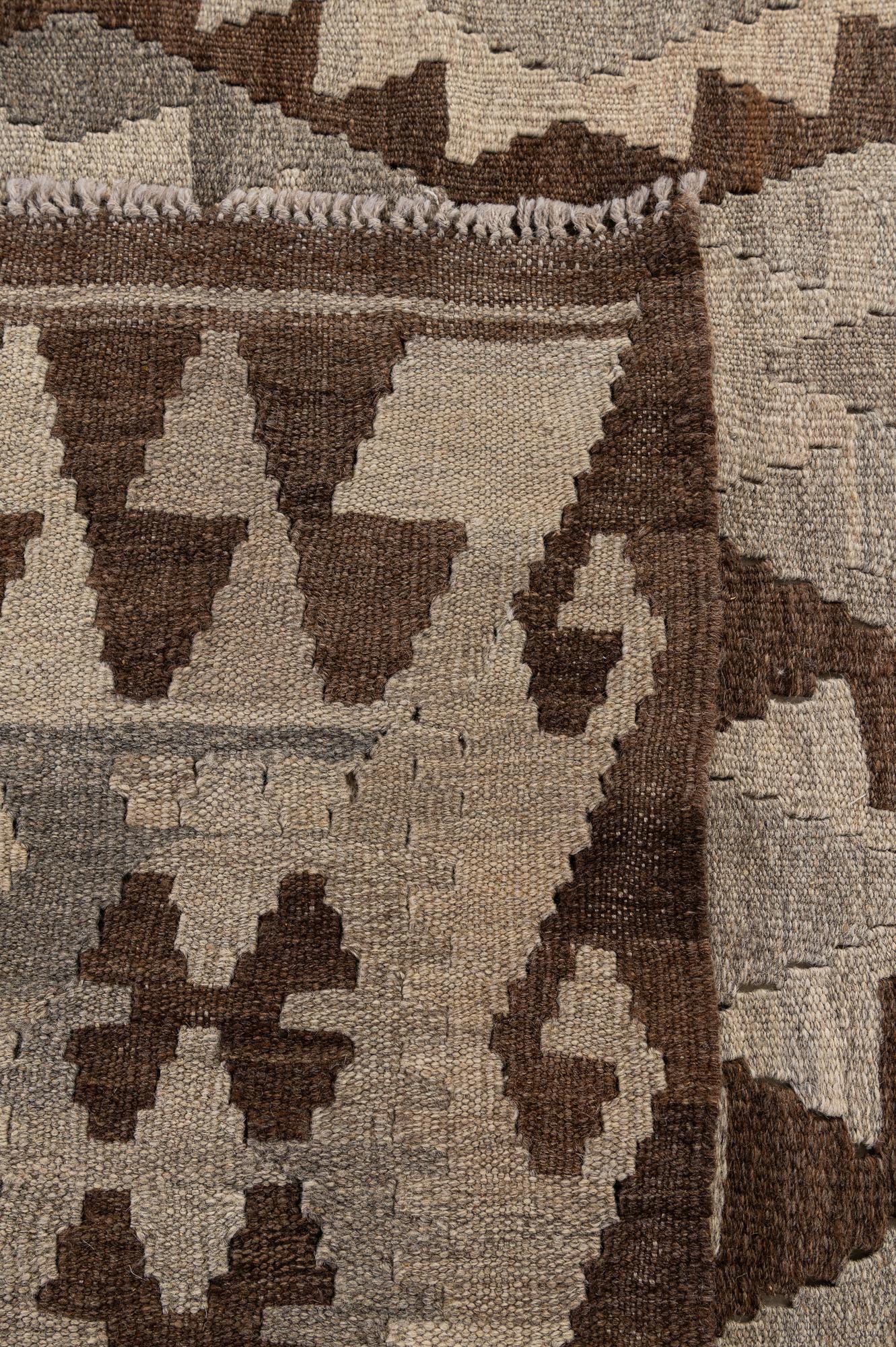 6' 5 x 9' 7 Hand Woven Kilim Maymana Wool Rug
