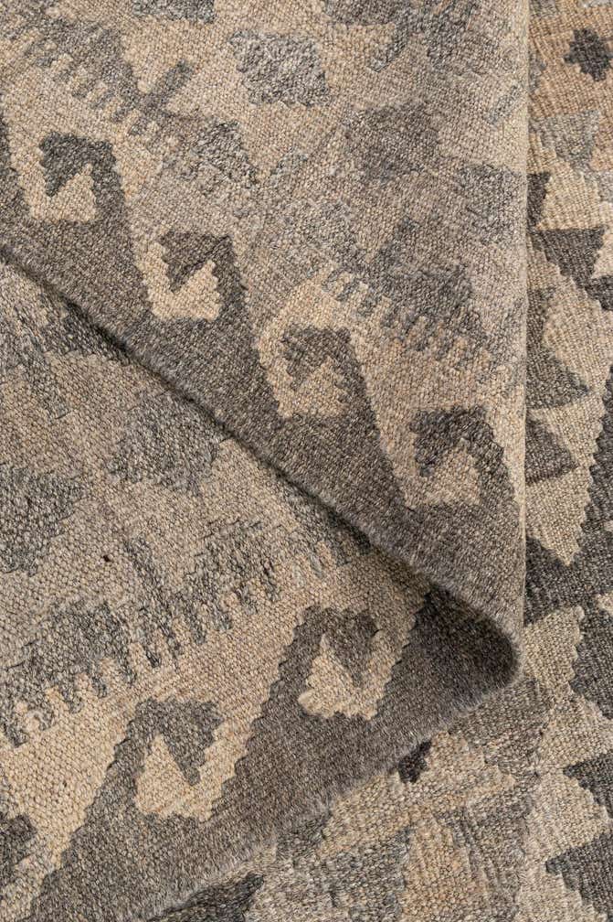 6' 8 x 9' 9 Hand Woven Kilim Maymana Wool Rug