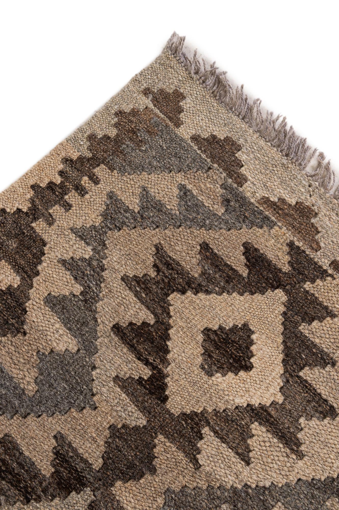6' 10 x 9' 9 Hand Woven Kilim Maymana Wool Rug