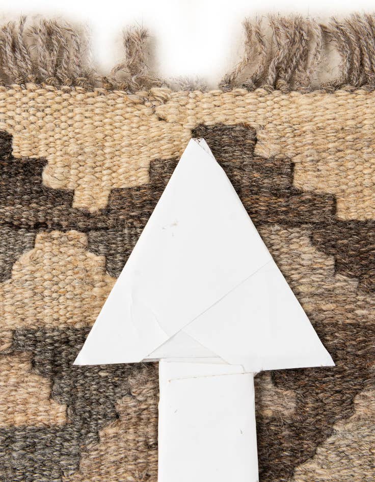 Detail image of 6' 10 x 9' 9  Hand Woven Kilim Maymana Wool Rug