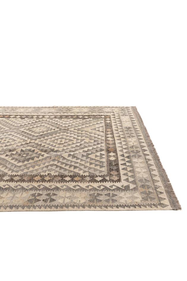 Detail image of 6' 9 x 9' 6 Hand Woven Kilim Maymana Wool Rug