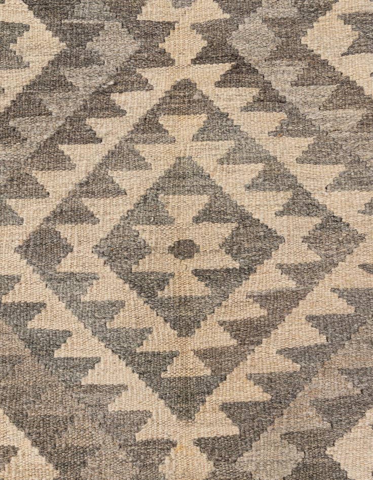 Detail image of 6' 9 x 9' 6  Hand Woven Kilim Maymana Wool Rug