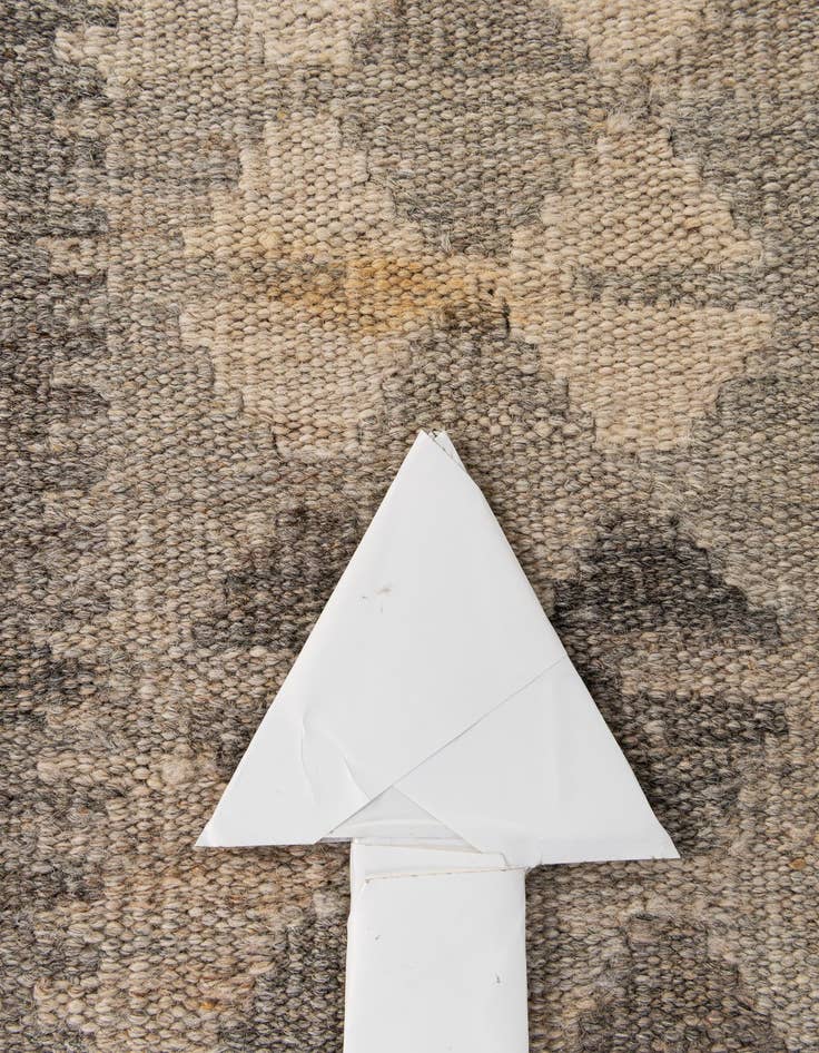 Detail image of 6' 9 x 9' 6  Hand Woven Kilim Maymana Wool Rug