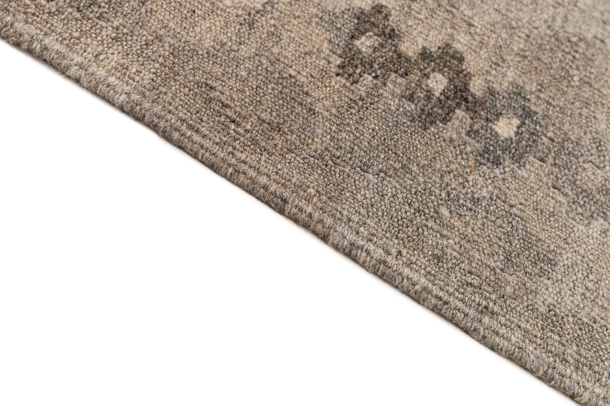 6' 9 x 9' 11 Hand Woven Kilim Maymana Wool Rug