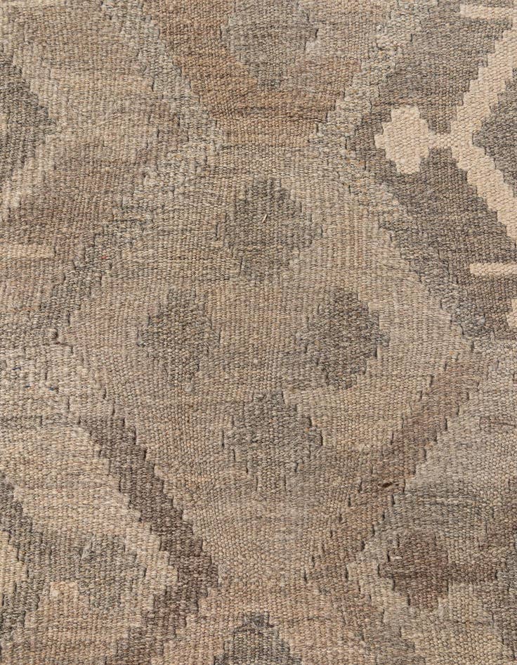 Detail image of 6' 9 x 9' 11  Hand Woven Kilim Maymana Wool Rug