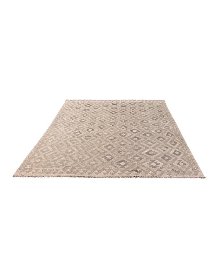 Detail image of 6' 8 x 9' 10 Hand Woven Kilim Maymana Wool Rug