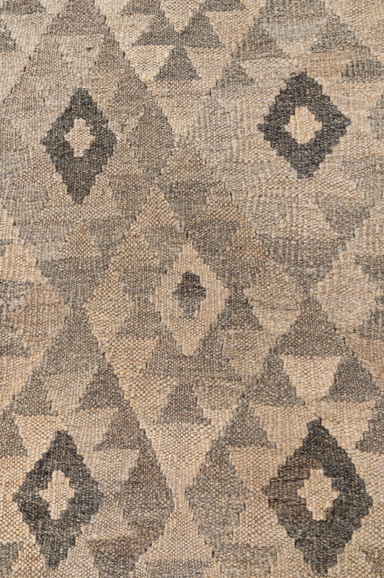 6' 8 x 9' 10 Hand Woven Kilim Maymana Wool Rug