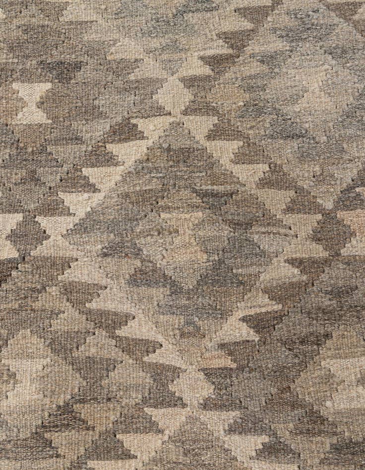 Detail image of 6' 7 x 9' 11  Hand Woven Kilim Maymana Wool Rug