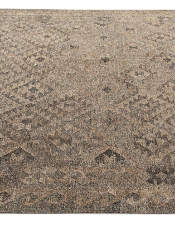 Detail image of 6' 7 x 10'  Hand Woven Kilim Maymana Wool Rug