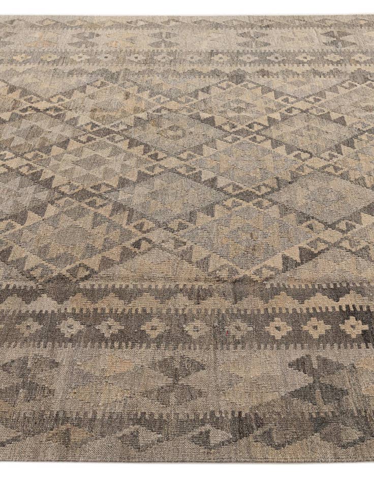 Detail image of 6' 8 x 9' 9  Hand Woven Kilim Maymana Wool Rug