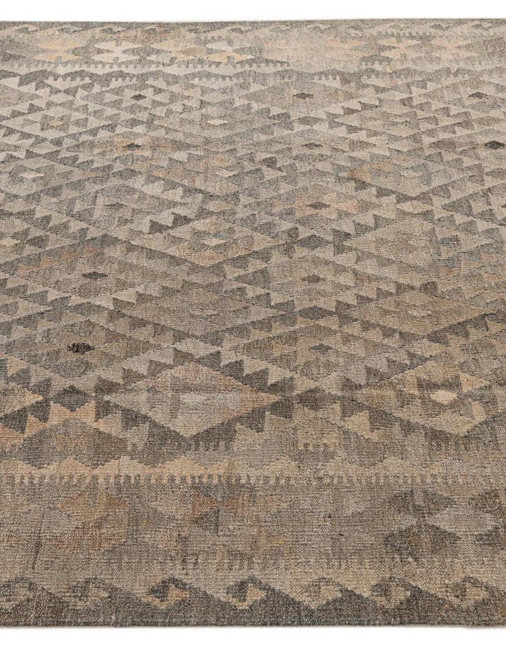 Detail image of 6' 9 x 9' 9 Hand Woven Kilim Maymana Wool Rug