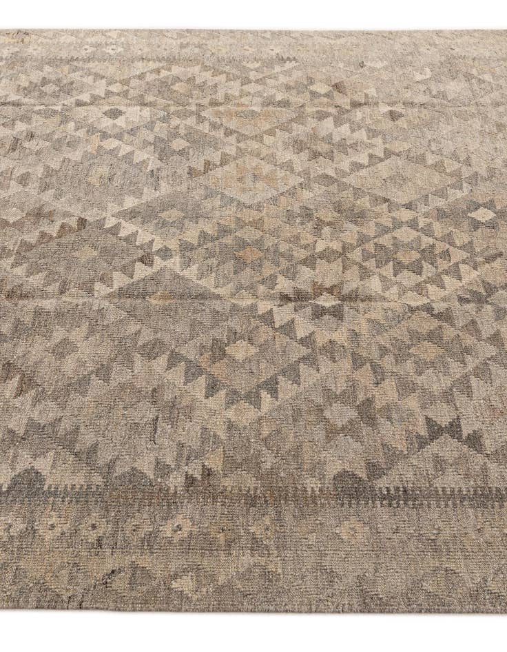 Detail image of 6' 6 x 9' 10  Hand Woven Kilim Maymana Wool Rug