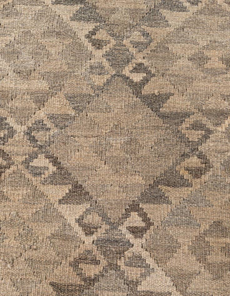 Detail image of 6' 6 x 9' 10  Hand Woven Kilim Maymana Wool Rug
