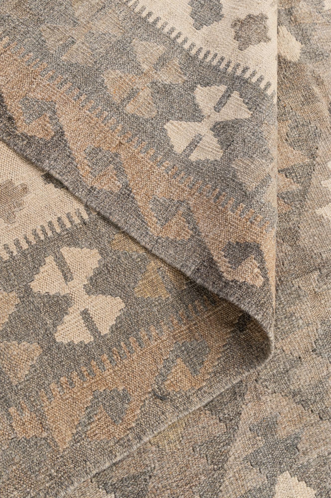 6' 7 x 9' 10 Hand Woven Kilim Maymana Wool Rug