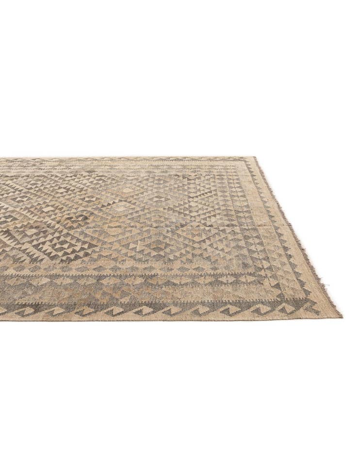 Detail image of 6' 9 x 9' 11  Hand Woven Kilim Maymana Wool Rug