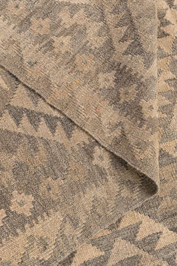 6' 6 x 9' 9 Hand Woven Kilim Maymana Wool Rug