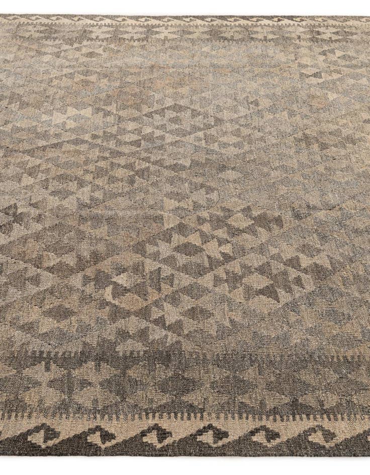 Detail image of 6' 7 x 9' 9  Hand Woven Kilim Maymana Wool Rug