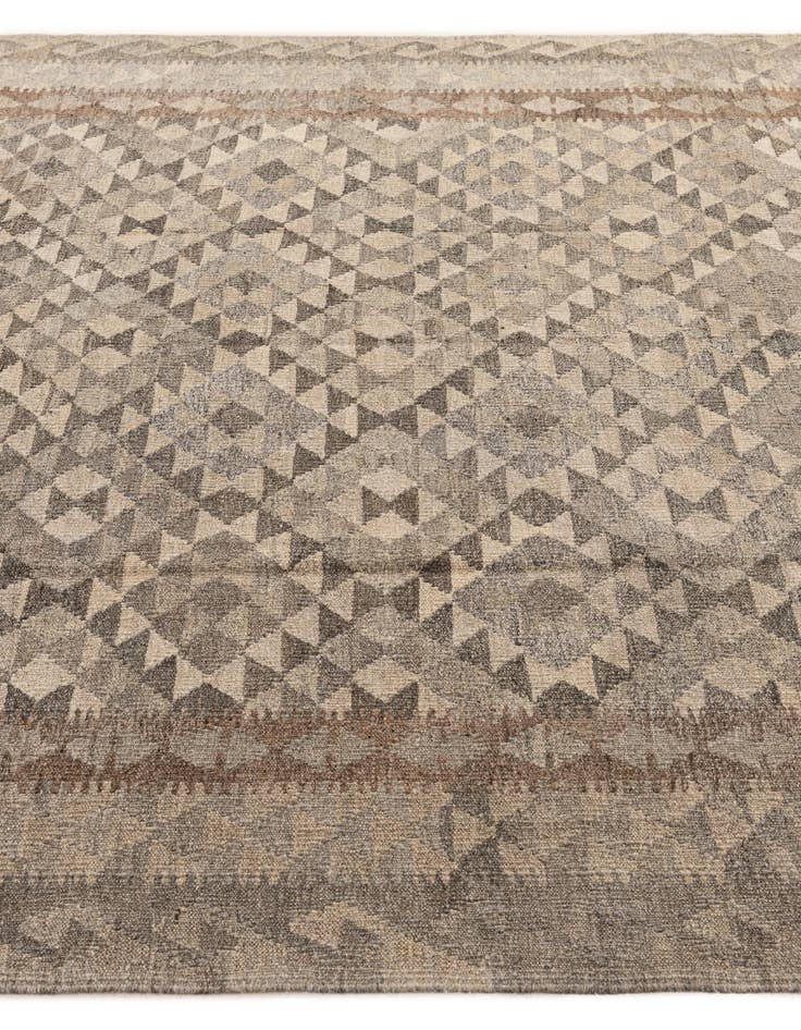 Detail image of 6' 7 x 9' 9 Hand Woven Kilim Maymana Wool Rug