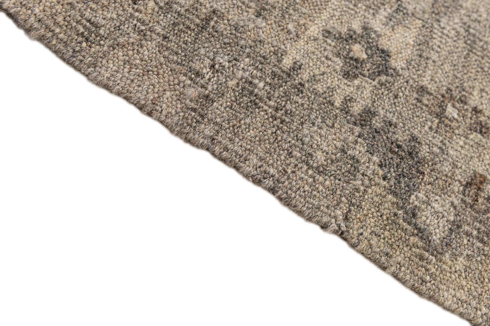 6' 6 x 9' 11 Hand Woven Kilim Maymana Wool Rug