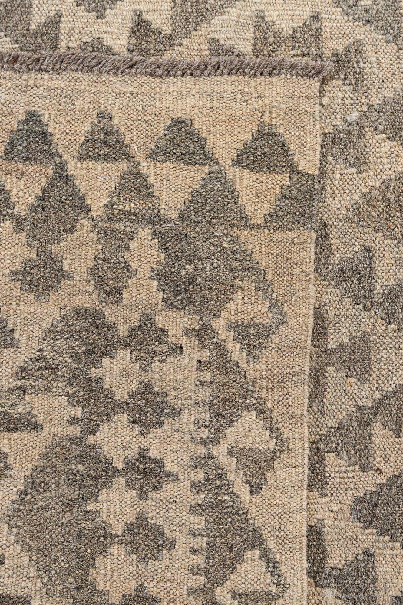 6' 9 x 10' 2 Hand Woven Kilim Maymana Wool Rug