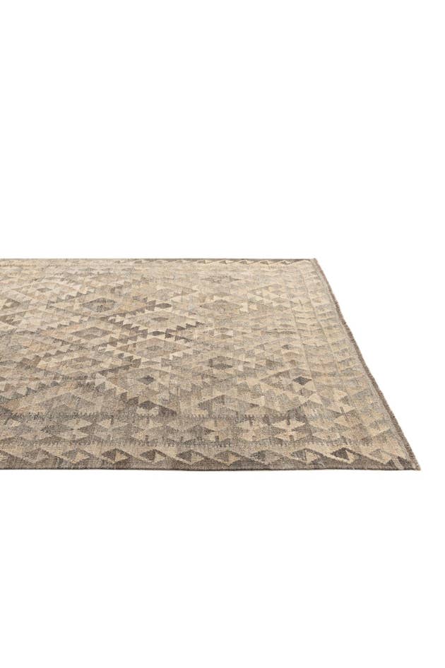 Detail image of 6' 7 x 10' 4 Hand Woven Kilim Maymana Wool Rug