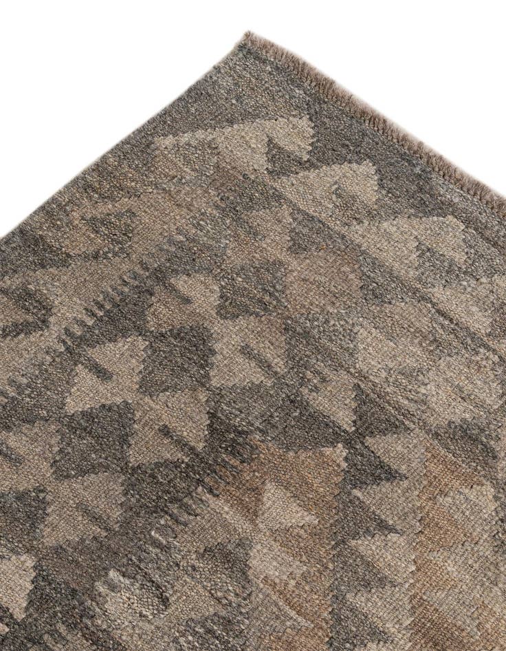 Detail image of 6' 7 x 10' 4  Hand Woven Kilim Maymana Wool Rug