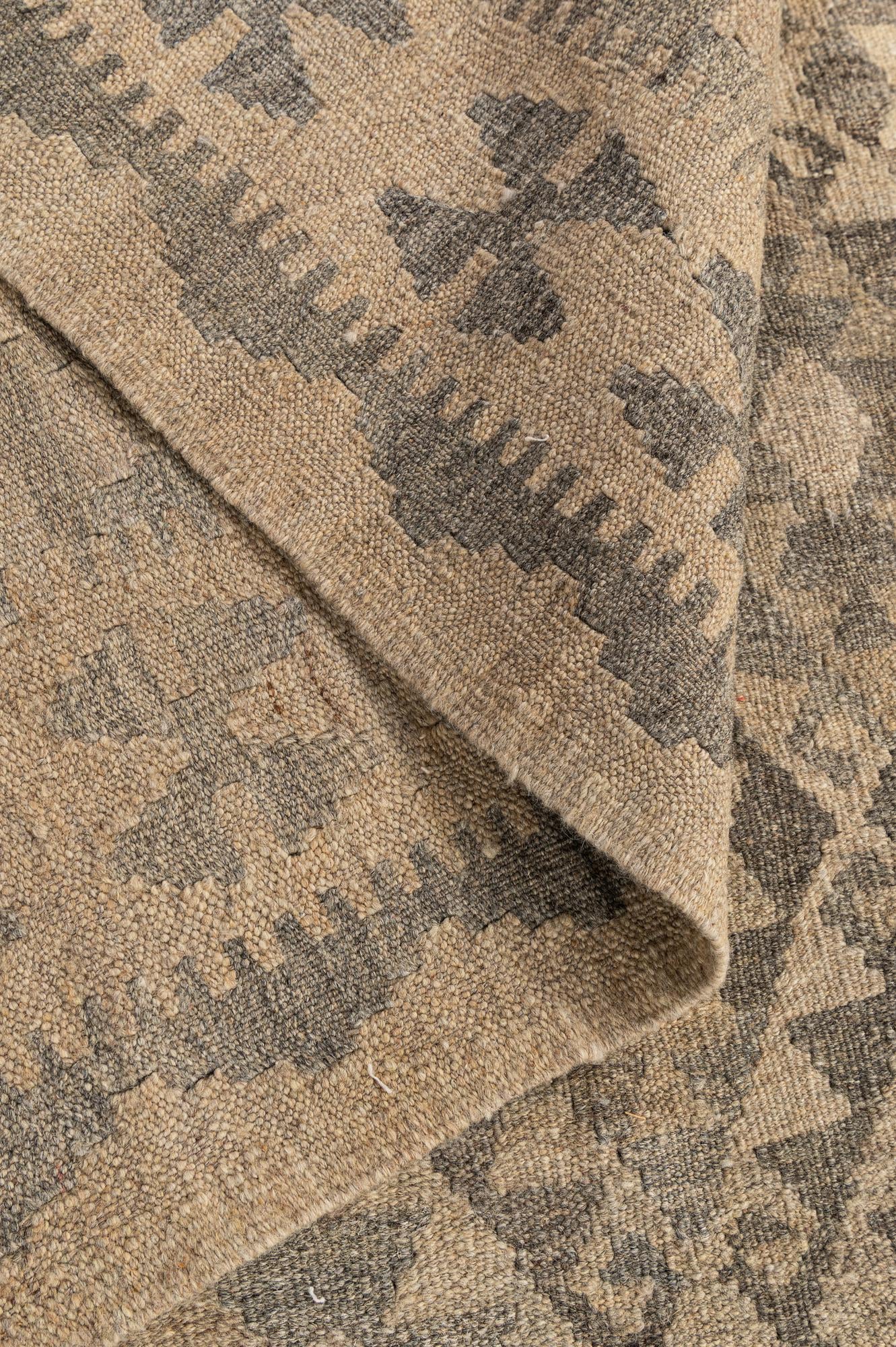 6' 8 x 10' 3 Hand Woven Kilim Maymana Wool Rug