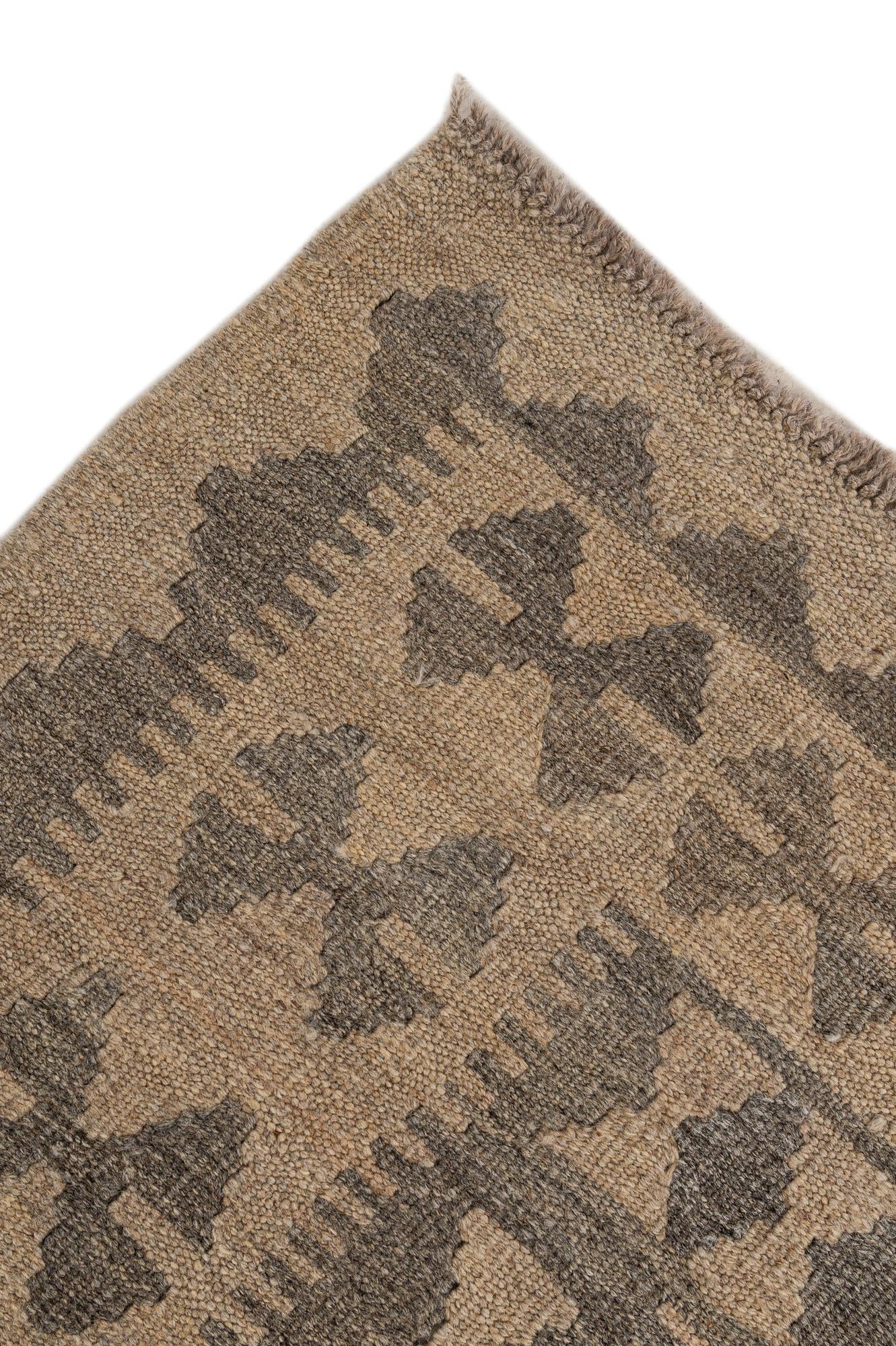 6' 8 x 10' 3 Hand Woven Kilim Maymana Wool Rug