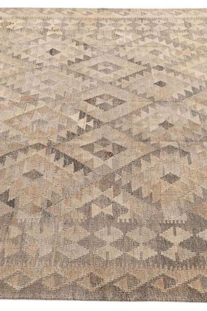6' 8 x 10' 2 Hand Woven Kilim Maymana Wool Rug