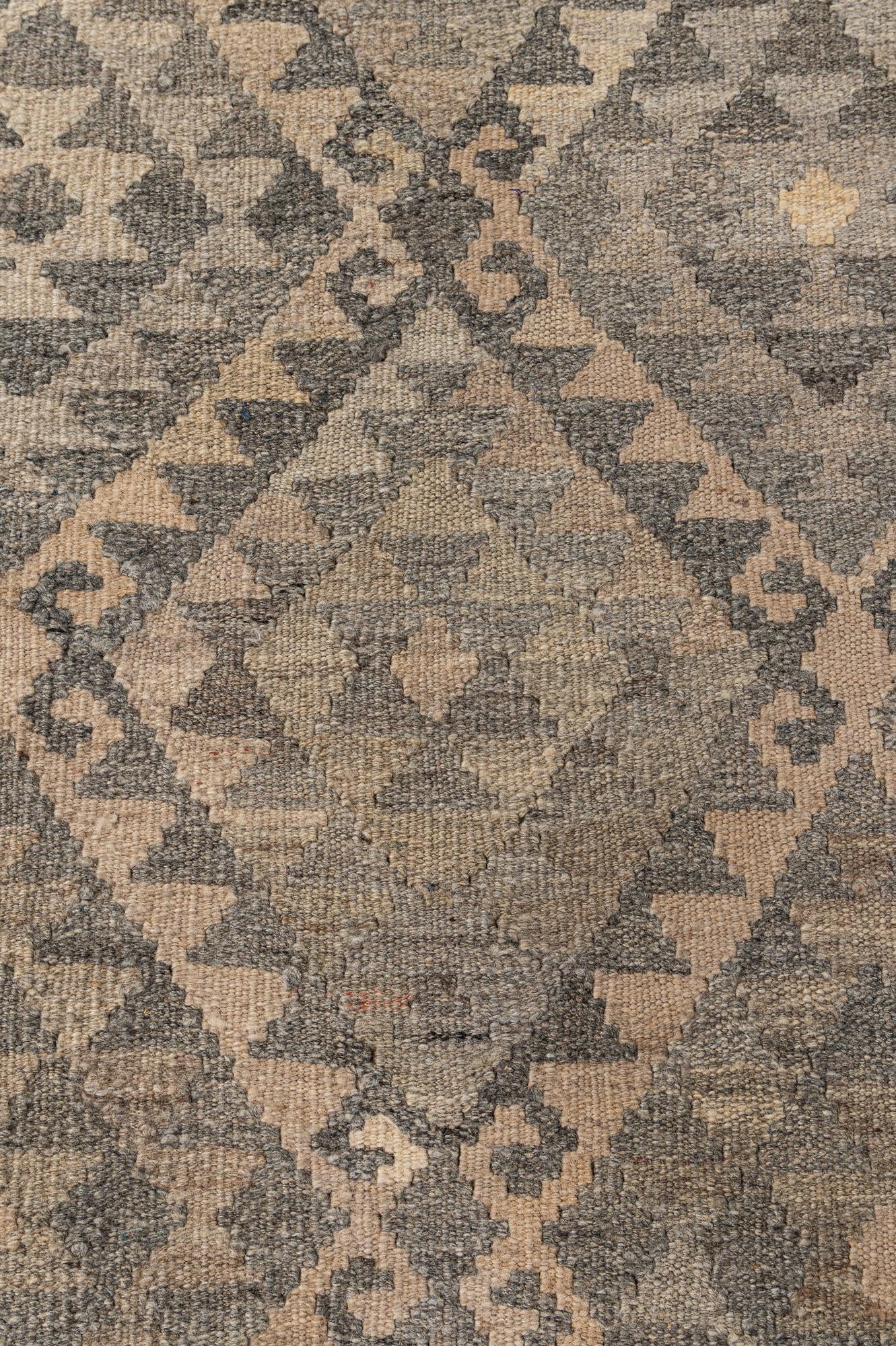 6' 10 x 10' 2 Hand Woven Kilim Maymana Wool Rug