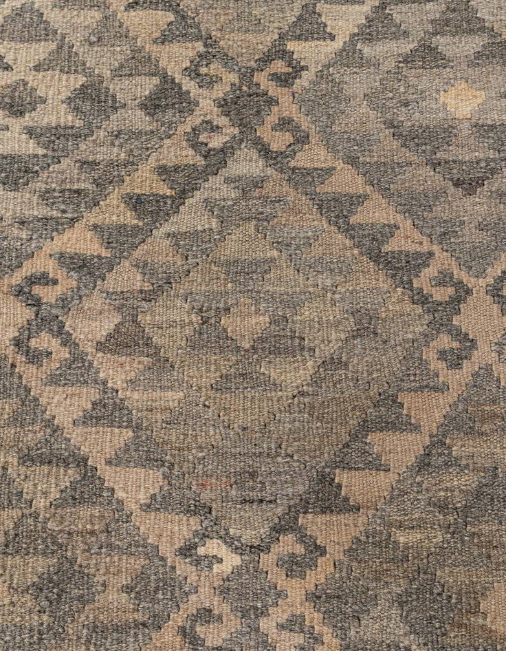 Detail image of 6' 10 x 10' 2  Hand Woven Kilim Maymana Wool Rug