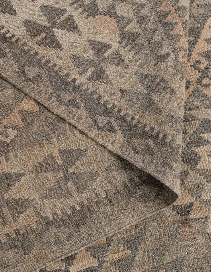 Detail image of 6' 10 x 10' 2  Hand Woven Kilim Maymana Wool Rug