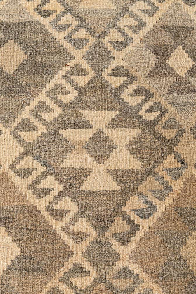 6' 9 x 9' 5 Hand Woven Kilim Maymana Wool Rug