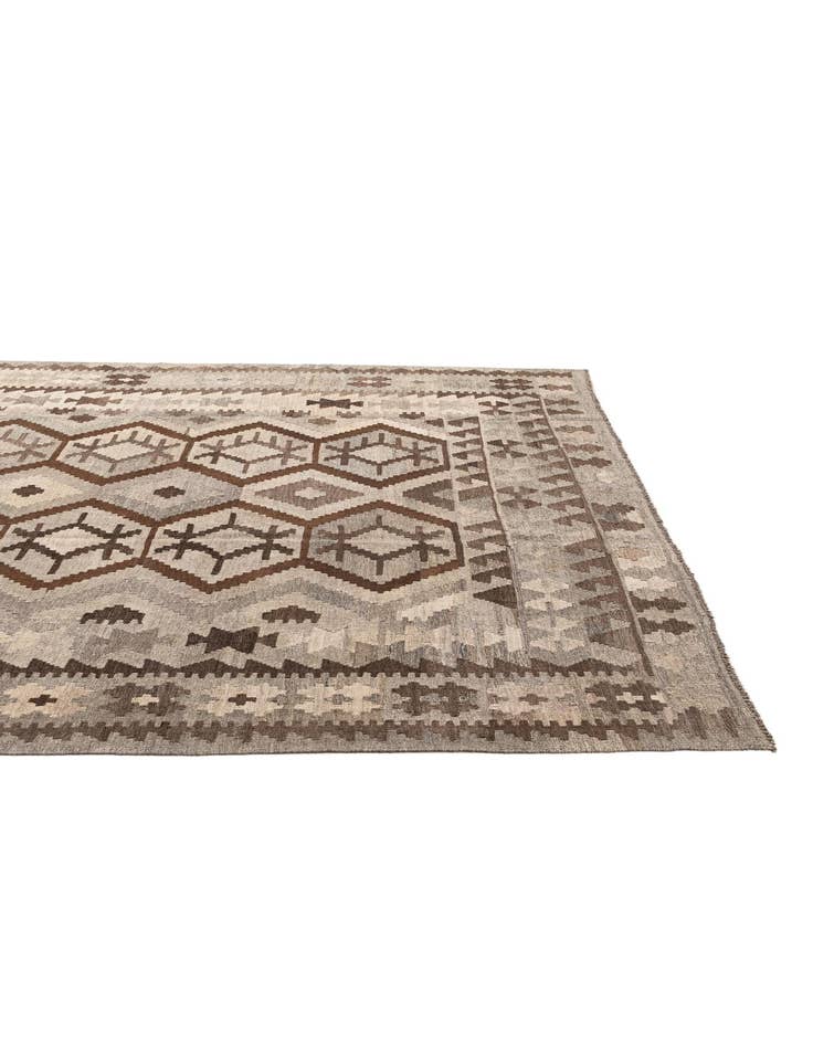 Detail image of 7' x 9' 6  Hand Woven Kilim Maymana Wool Rug