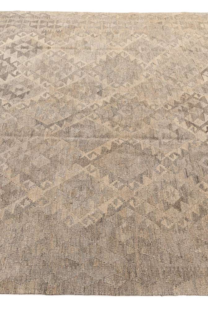 6' 10 x 9' 5 Hand Woven Kilim Maymana Wool Rug