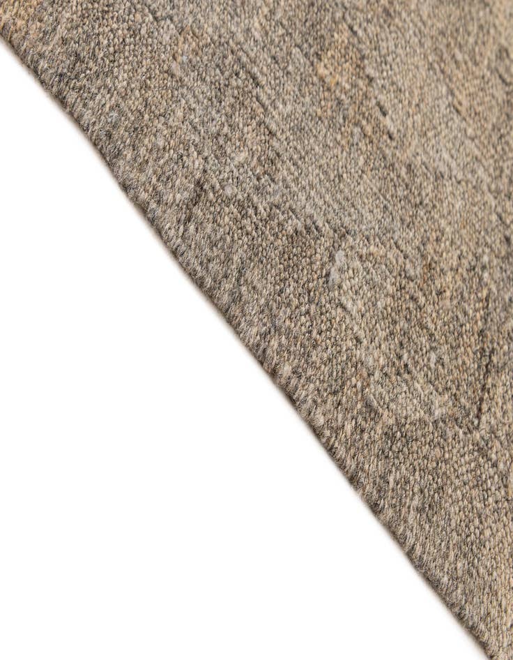 Detail image of 6' 10 x 9' 5  Hand Woven Kilim Maymana Wool Rug