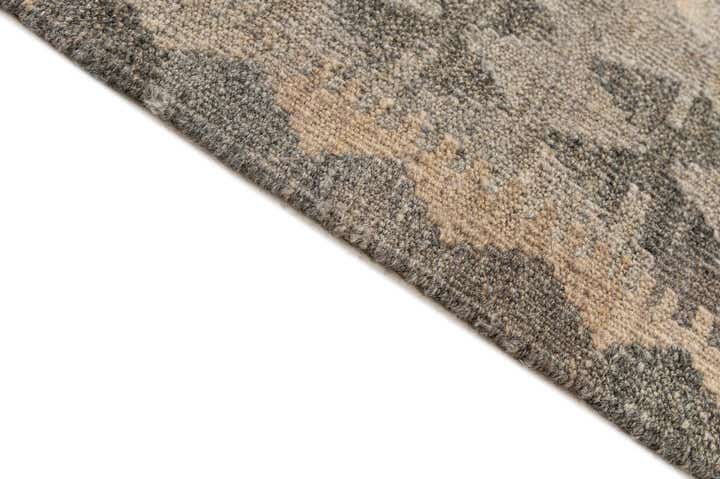 6' 11 x 9' 7 Hand Woven Kilim Maymana Wool Rug