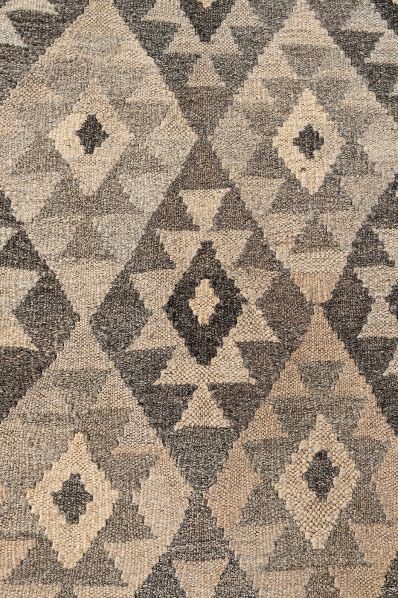 6' 11 x 9' 7 Hand Woven Kilim Maymana Wool Rug