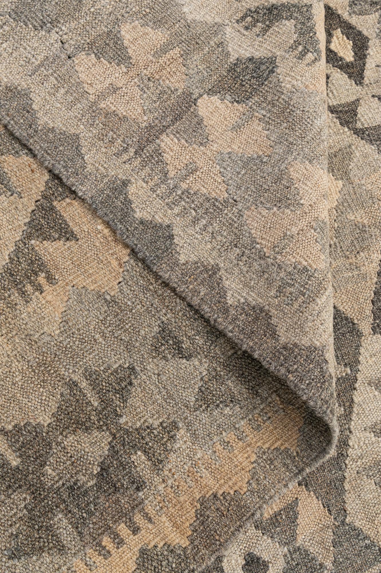 6' 11 x 9' 7 Hand Woven Kilim Maymana Wool Rug