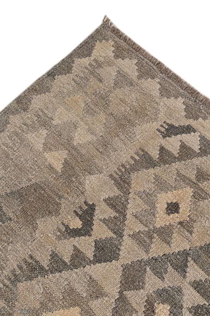 6' 11 x 9' 7 Hand Woven Kilim Maymana Wool Rug